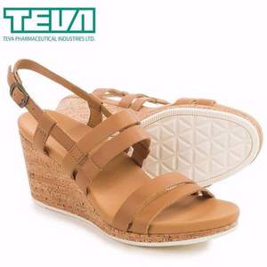 Teva Arrabelle 女士真皮坡跟凉鞋 3.5折$35