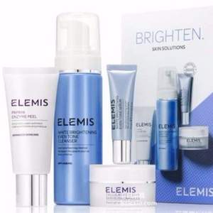 价值£102，Elemis 艾丽美 全线75折 美白亮肌护肤4件套装（美白洁面乳185ml+美白精华液10ml+木瓜酵素面膜50ml+细胞再生胶囊14粒） £31.88 