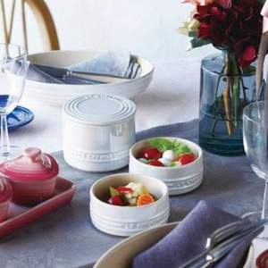 Le Creuset 酷彩三層陶瓷點(diǎn)心罐 Prime會(huì)員免費(fèi)直郵