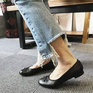 碼全，Clarks 其樂 Couture Bloom女士真皮芭蕾平底單鞋 