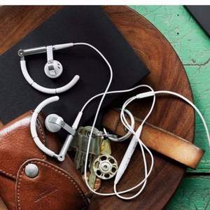 B&O PLAY EarSet 3i  超輕可調(diào)節(jié)耳掛式運動耳機 新低￡74.99