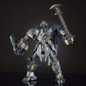 鎮(zhèn)店之寶，Hasbro 孩之寶 變形金剛5 領(lǐng)袖級 威震天C1341 