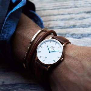 亞馬遜中國：鎮(zhèn)店之寶，Daniel Wellington 丹尼爾·惠靈頓 簡約情侶手鐲 多色