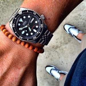 Seiko 精工 SKX007KC 男士自動機(jī)械潛水腕表 Prime會員免費(fèi)直郵含稅