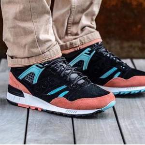 Saucony 圣康尼 Grid SD 中性復古跑鞋 3.5折 $41.99
