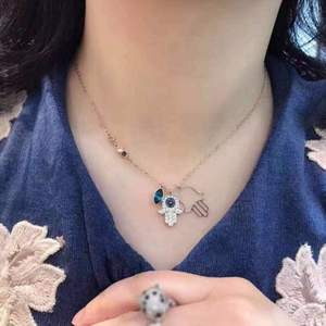 Swarovski 施华洛世奇 Duo Hamsa Hand 哈姆撒之手 女士蓝色项链/锁骨链5396882 
