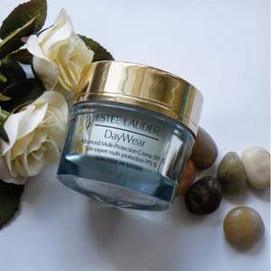 Estee Lauder 雅詩蘭黛 DayWear小黃瓜日霜 50ml 