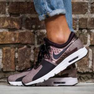 NIKE 耐克 AIR MAX ZERO PRM女子運動鞋 2色