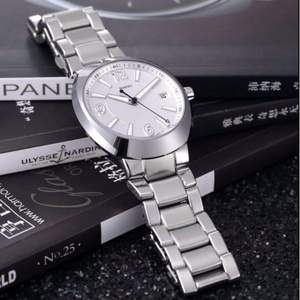 RADO 雷達 D-Star 帝星系列 男士時裝腕表 $399（需用碼）