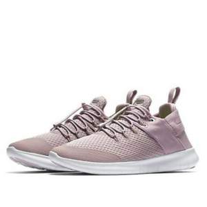 NIKE 耐克 FREE RN CMTR 2017 女子跑步鞋 880842-500 