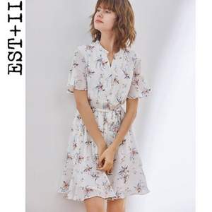 2018夏季新款，EST＋II 艺诗 女士V领荷叶袖修身连衣裙 2色