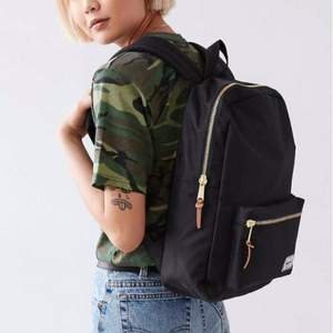 Herschel Supply Co. Settlement 双肩背包 10005 多色