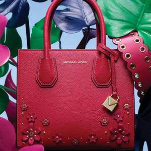 MICHAEL Michael Kors Mercer 中號(hào) 女士花卉手提包/鎖頭包 兩色 $111.2