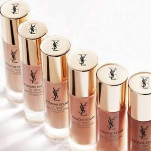 YSL 圣羅蘭 全線83折，明彩亮顏超模粉底液 27色 ￡29.05 國內(nèi)￥570