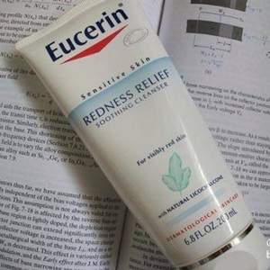 <span>白菜！</span>Eucerin 優(yōu)色林 去紅血絲修護(hù)潔面乳200ml*3支裝