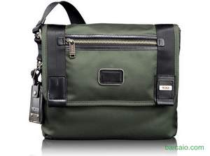 Amazon：TUMI Alpha Bravo Day Beale Mini Messenger Bag 途米 高端單肩郵差包 $156 可疊加8折