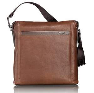 Amazon：<span>白菜！</span>TUMI 途米 男士通勤斜挎包 4.4折 歷史新低$132.75 到手￥915 國內(nèi)￥3372