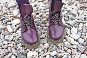 Amazon：Dr. Martens 1460 女士馬丁靴 $62.29($88.99 湊單7折)到手￥500
