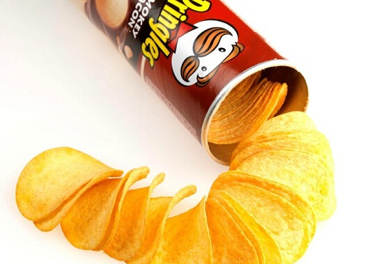 Pringles 品客 薯片 多种口味 110g ￥4.45/罐（￥8.9 两件5折）