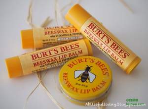 Burt's Bees 小蜜蜂 经典蜂蜡护唇膏4.25g*4支 Prime会员凑单免费直邮含税到手￥51.39