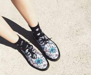 Dr. Martens 女士印花牛津鞋 $50 到手￥435