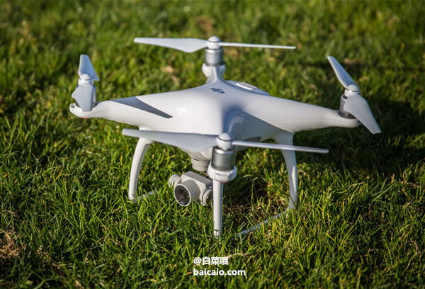 DJI 大疆精灵 Phantom 4 遥控航拍无人机 三电套装 ￥7299包邮（￥7499-150-50）