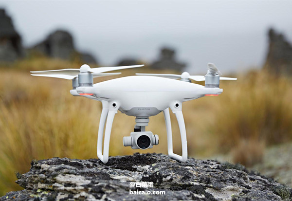 DJI 大疆精灵 Phantom 4 遥控航拍无人机 三电套装 ￥7299包邮（￥7499-150-50）