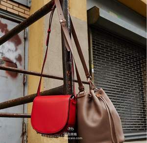 降26镑，ALEXANDER WANG 王大仁 女士真皮单肩包 新低£212 直邮到手￥1865 国内￥6000