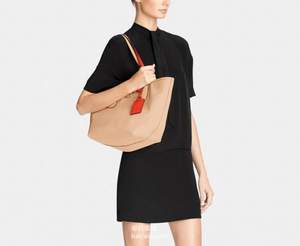 COACH 蔻驰 女士真皮单肩手提包 $143.99（$159.99 公码9折）到手￥1025