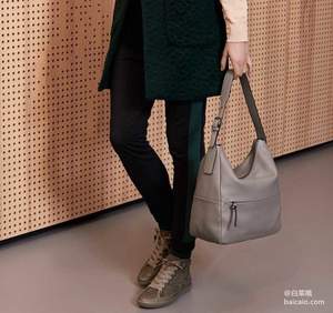 2015秋冬新品，ECCO 愛步 女士蛇紋運動鞋 €76.47 直郵含稅到手￥628