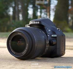 Nikon 尼康 D5200 单反套机（18-55mm VR II防抖镜头）￥2688