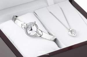 Jomashop：Bulova 寶路華 施華洛世奇水晶女表項鏈套裝 $79.99 到手￥575