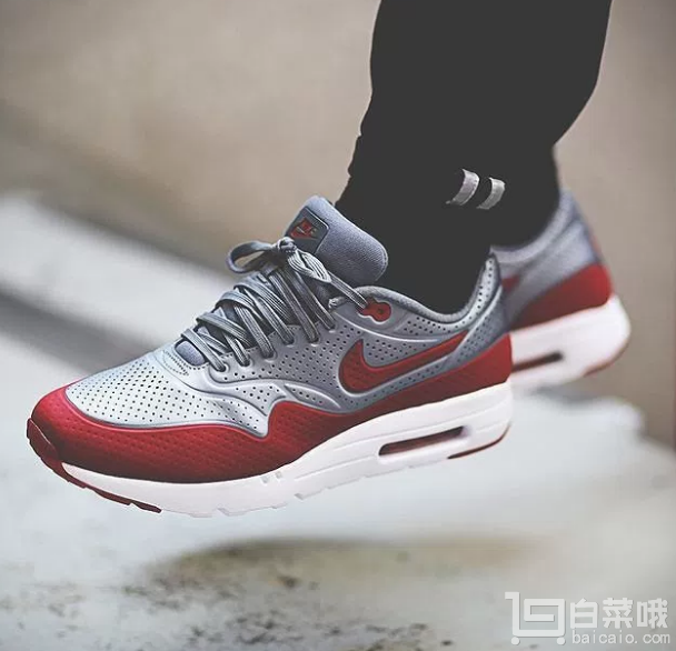 Nike 耐克 Air Max 1 Ultra Moire男子运动鞋￥359.6包邮（￥899 下单4折）