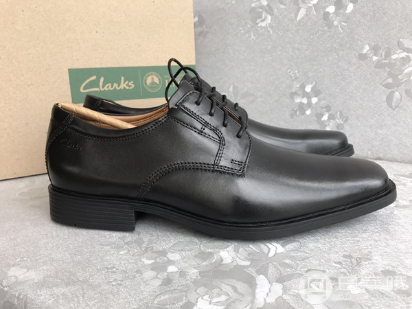 限Prime会员，Clarks 男士生活休闲鞋 Tilden Plain 261103 两色358.9元包邮（双重优惠）