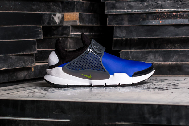 Nike 耐克 SOCK DART SE 男士运动鞋 2色￥252包邮（3件8折）