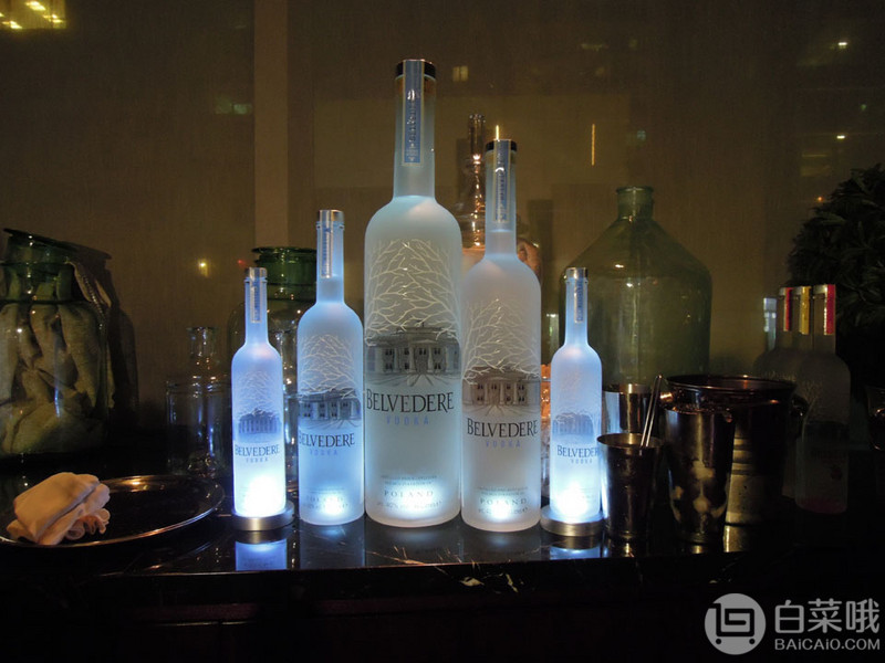 波兰进口，Belvedere 雪树 伏特加 700mL260元包邮（双重优惠）