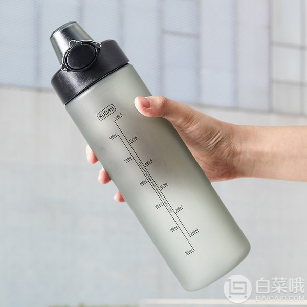 森马 便携运动水杯 800ml 四色29.99元包邮（需领券）