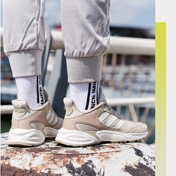 19年秋季新款，adidas 阿迪达斯 90s VALASION 男子轻便跑鞋349元包邮（需领券）