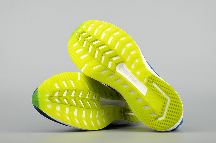 降￥92，Saucony 索康尼 HURRICANE ISO 5 男子顶级支撑跑鞋新低477.52元