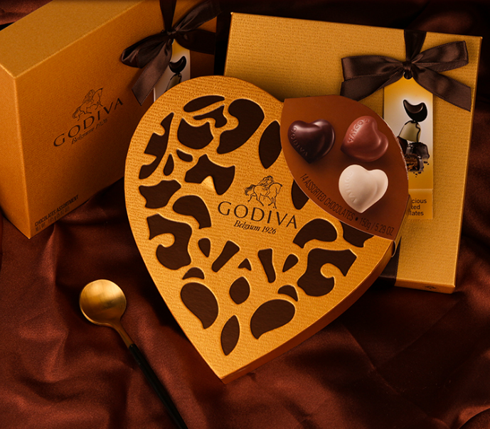 GODIVA 歌帝梵 金装系列 14颗巧克力心形礼盒装折后新低140.44元（天猫6颗199元）