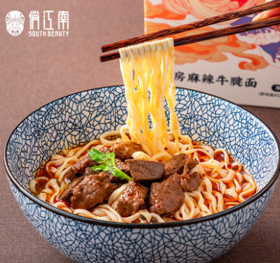 俏江南 精麻辣鸭血豆腐面/麻辣牛肉私房面 485g*3件54元包邮（需领券）