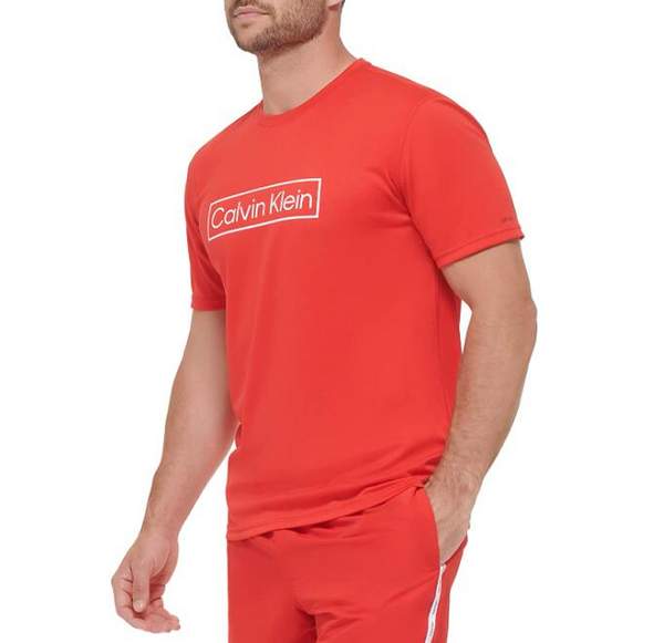 带UPF 40+防护，Calvin Klein 卡尔文·克莱恩 男式轻质速干防晒短袖T恤117.6元起