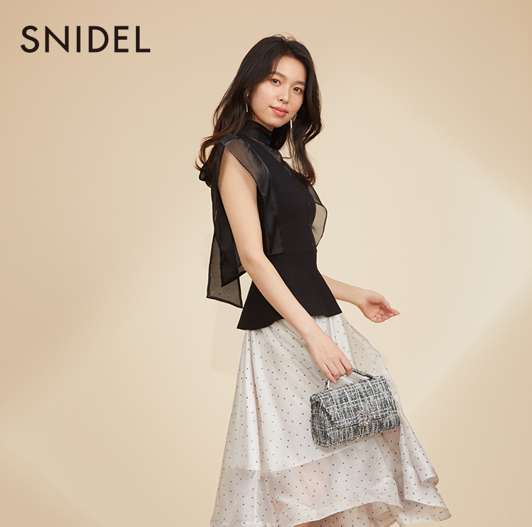 SNIDEL 薄纱蝴蝶结荷叶边针织衫 SWNT231155新低364.91元（天猫折后912元）