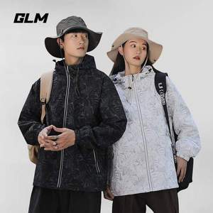 森馬旗下輕商務(wù)潮牌，GLM 2023年秋季情侶款戶外休閑防潑沖鋒衣 多色