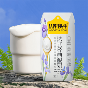 認養(yǎng)一頭牛 法式經(jīng)典常溫酸奶 200g*10盒*3箱