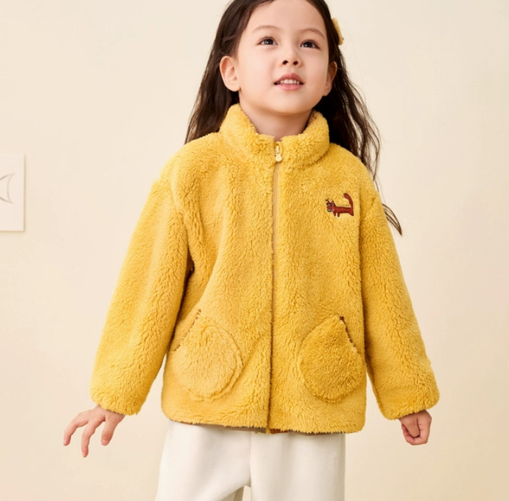 minibala 迷你巴拉巴 儿童珊瑚绒家居服外套（73-150cm）6色59.9元包邮（需领券）