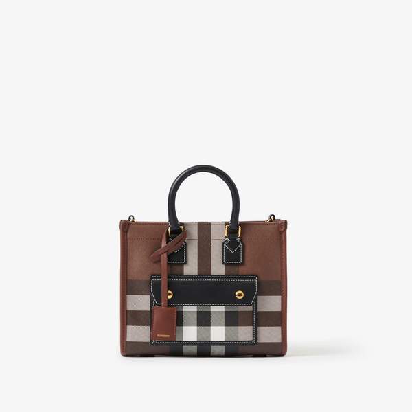 Burberry 博柏利 Freya 芙蕾雅迷你經(jīng)典格紋托特包8069661新低7417元（官網(wǎng)12900元）