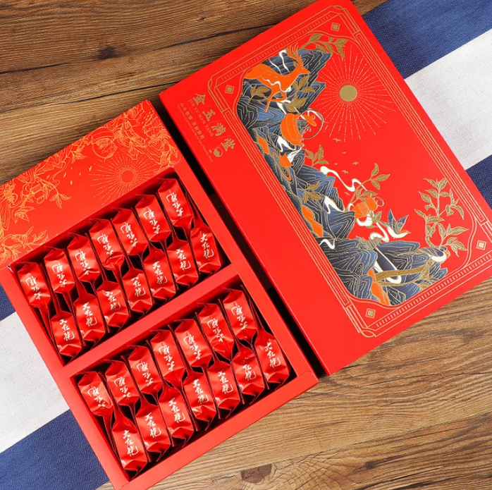 传奇茶引 大红袍金玉满堂红茶礼盒 255g58元包邮（需领券）