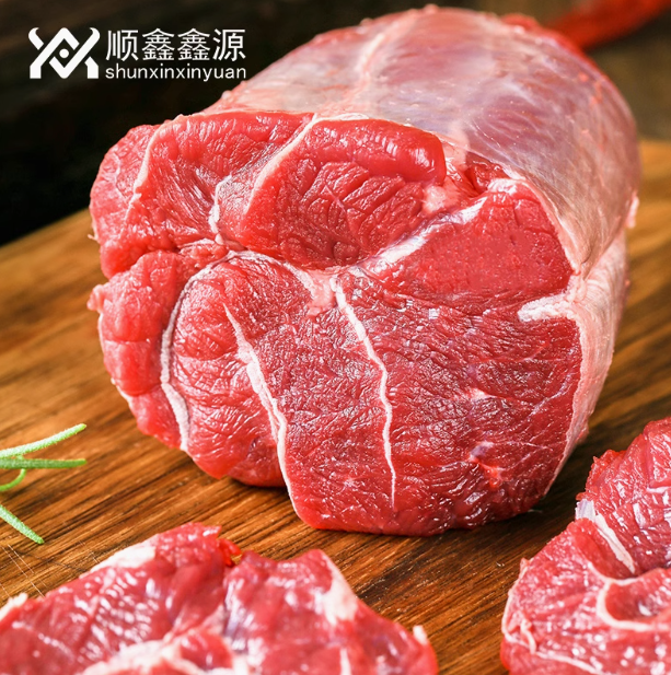 <span>白菜！</span>顺鑫鑫源 带芯原切牛腱子肉2.5kg新低109.65元包邮（合21.9元/斤）