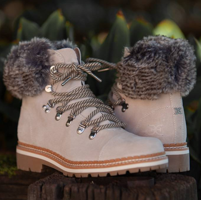 限尺码，18年冬季新款 Sam Edelman Bowen 女士毛绒系带短靴 G0251L525.85元包邮包税（双重优惠）